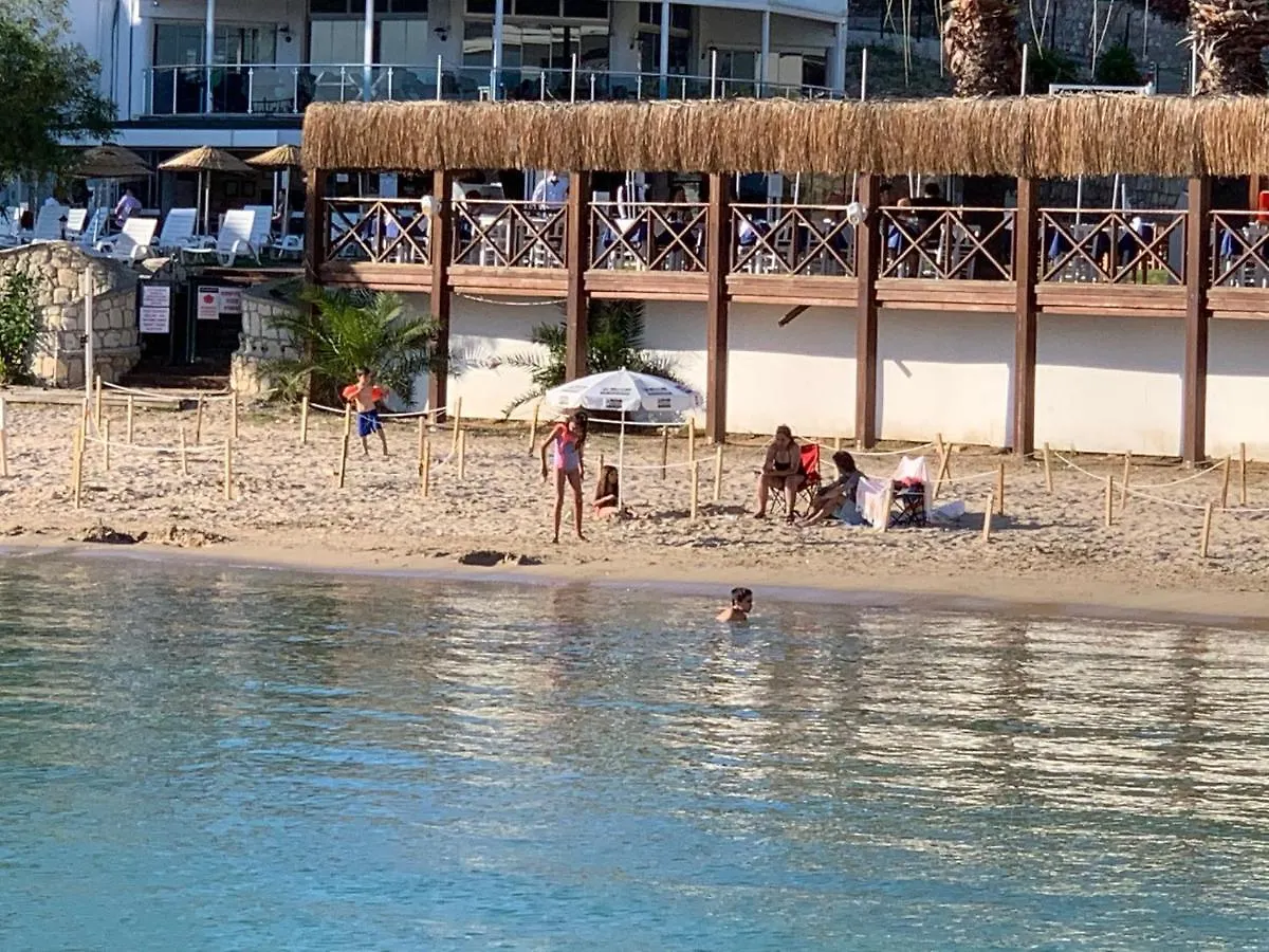 Konukevi Studio Pilot Otel İzmir Türkiye